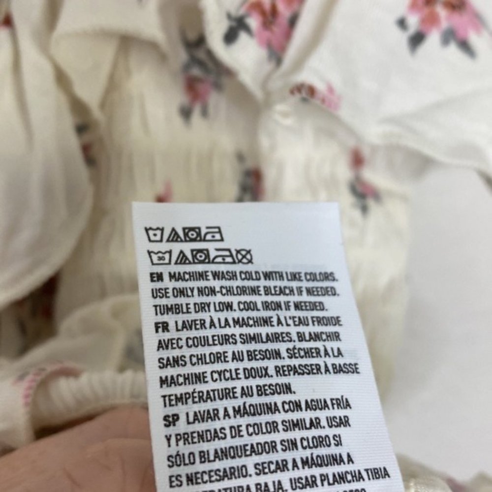 SOLD NWT American Eagle Foral Top - Picture 6 of 6